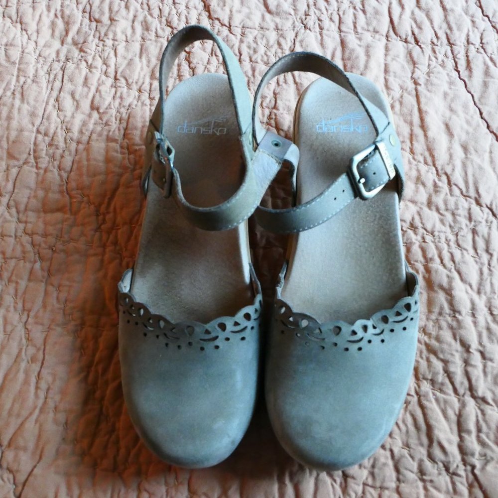 Dansko Women's Taupe Cut-Out Sandal, Size 40